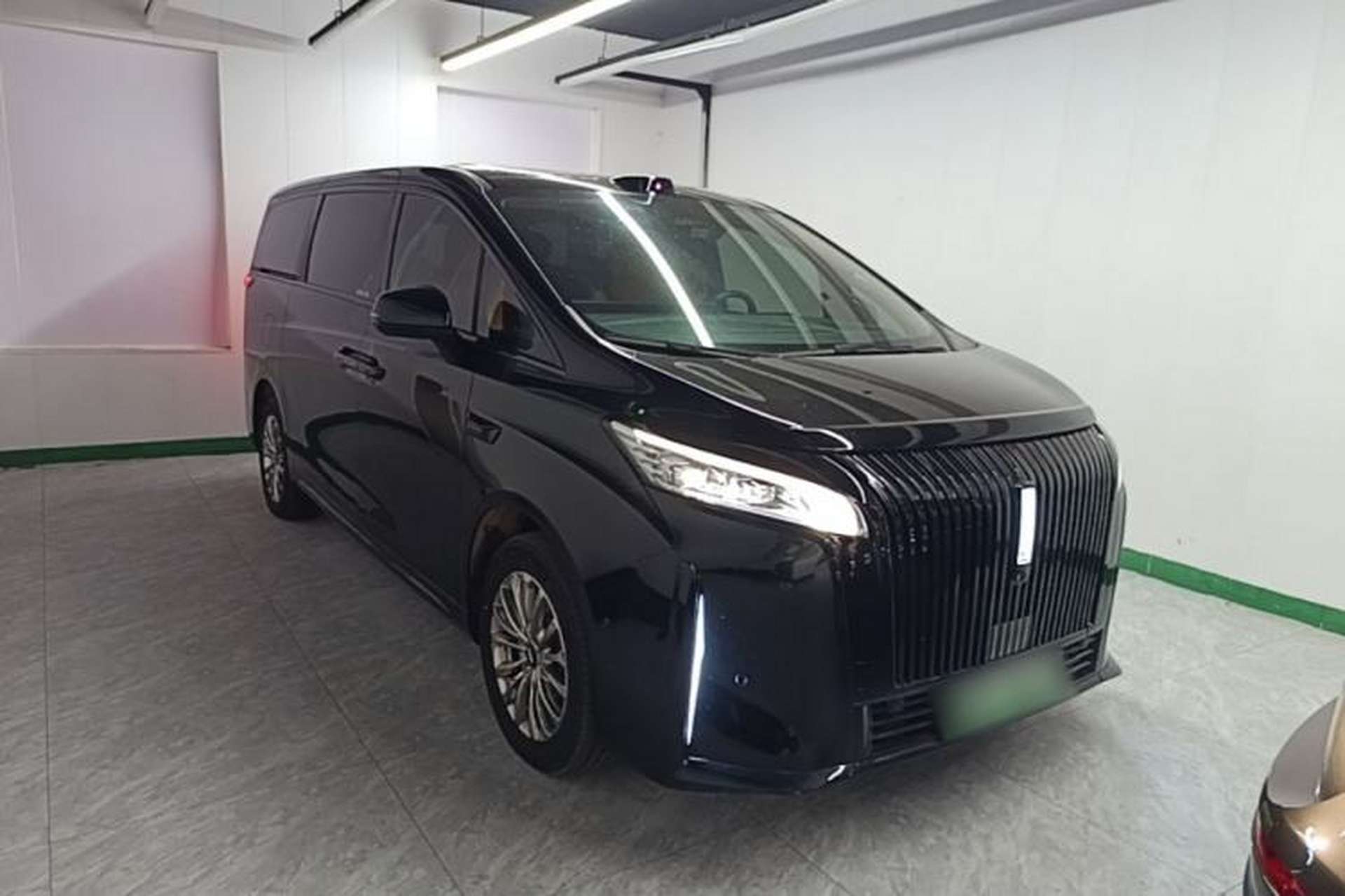 Used Wey Gaoshan 2025 Four-Wheel Drive Alpine 8 Front Right 45 Deg
