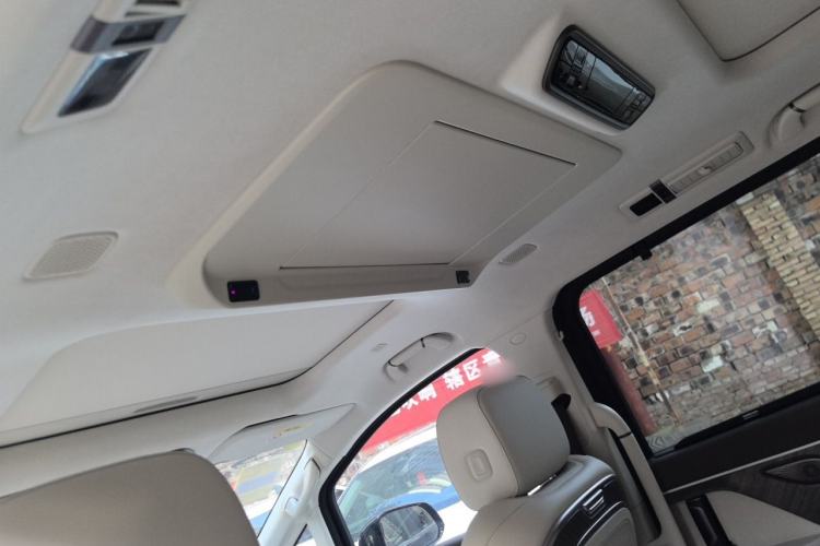 Used Wey Gaoshan 2025 Four-Wheel Drive Alpine 8 Headliner