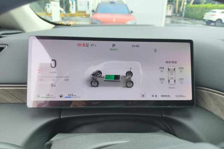 Used Wey Gaoshan 2025 Four-Wheel Drive Alpine 8 Instrument Cluster