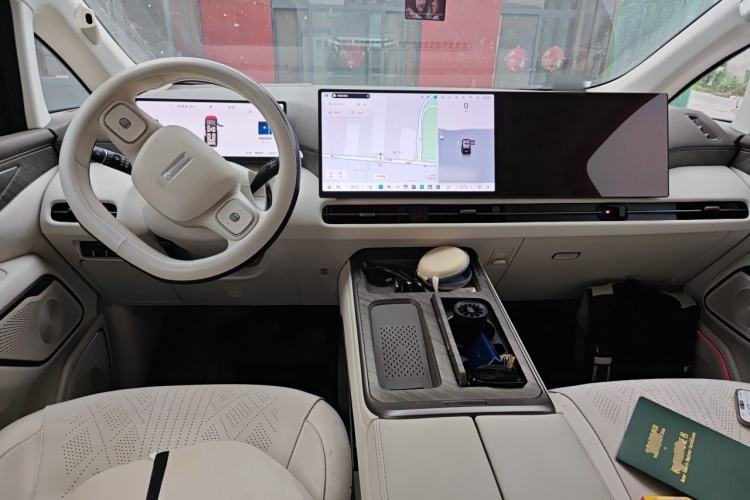Used Wey Gaoshan 2025 Four-Wheel Drive Alpine 8 Interior 1