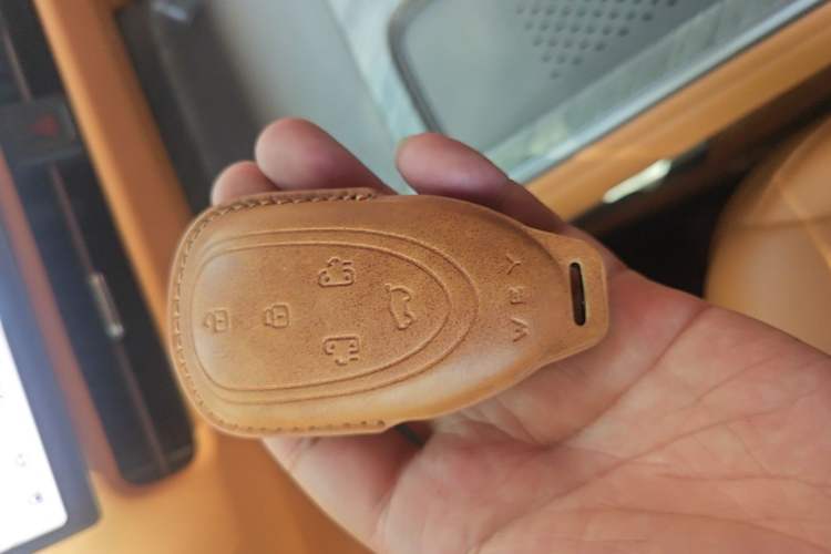 Used Wey Gaoshan 2025 Four-Wheel Drive Alpine 8 Interior 1