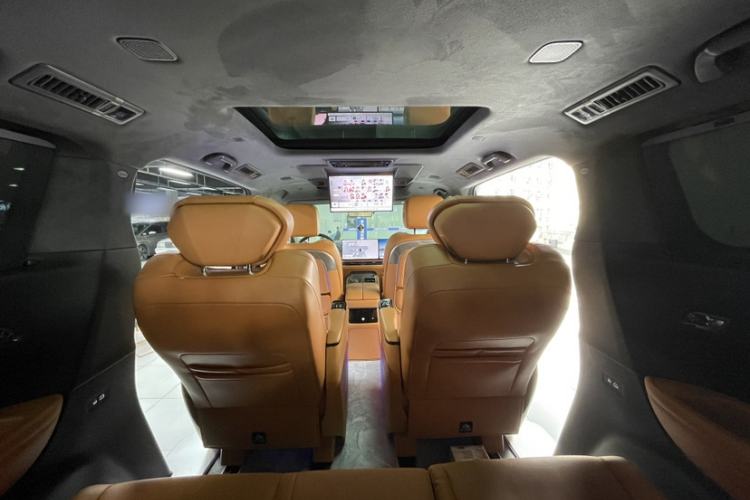 Used Wey Gaoshan 2025 Four-Wheel Drive Alpine 8 Interior 12