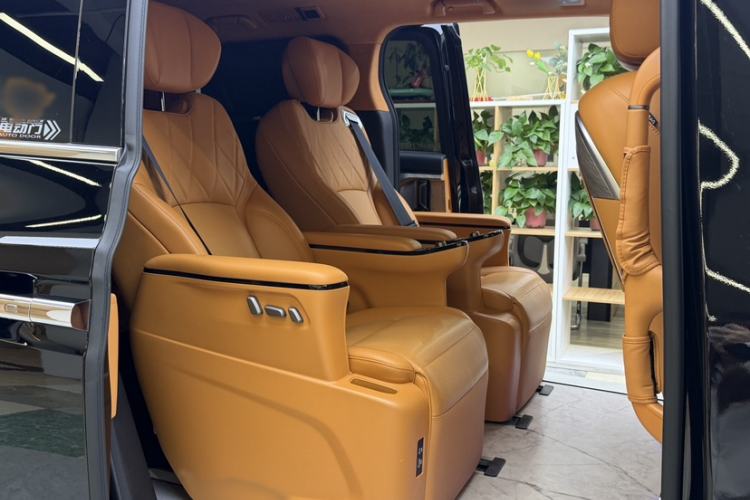 Used Wey Gaoshan 2025 Four-Wheel Drive Alpine 8 Interior 2