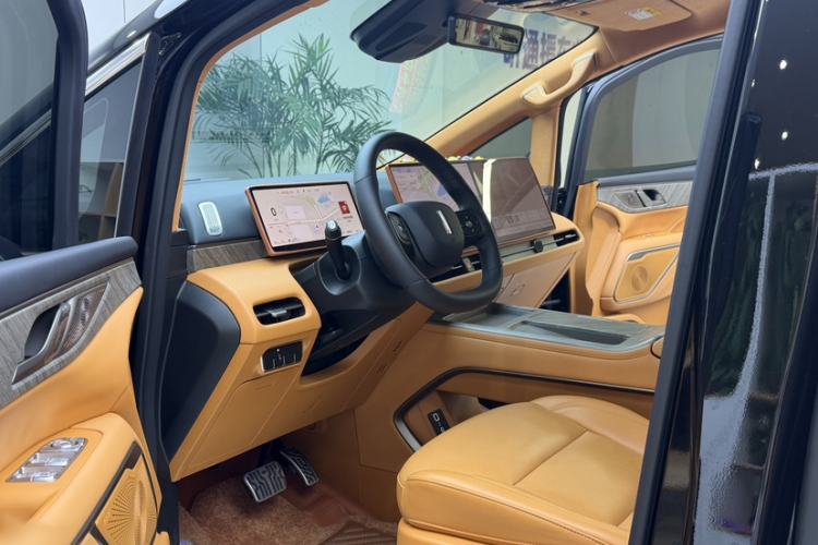 Used Wey Gaoshan 2025 Four-Wheel Drive Alpine 8 Interior 7