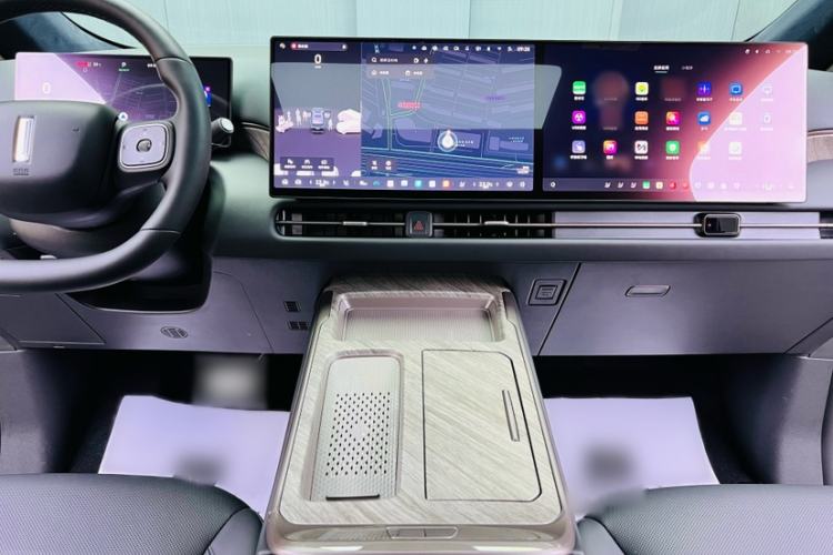 Used Wey Gaoshan 2025 Four-Wheel Drive Alpine 8 Interior 8