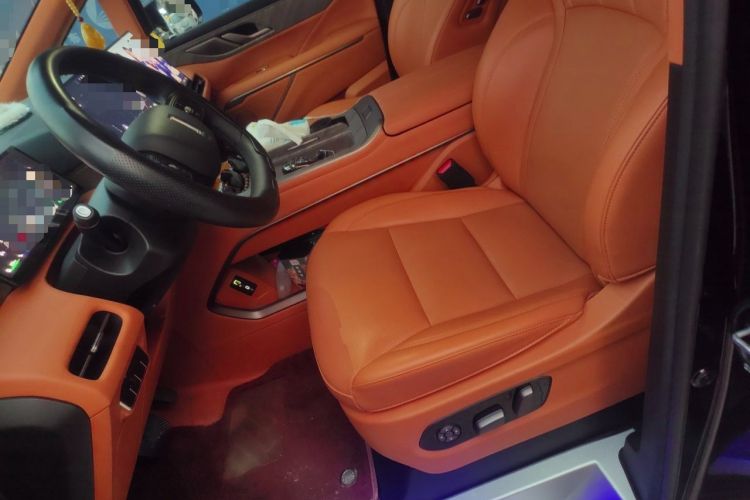 Used Wey Gaoshan 2025 Model Four-Wheel Drive Gao Shan 7 Left Front Seat