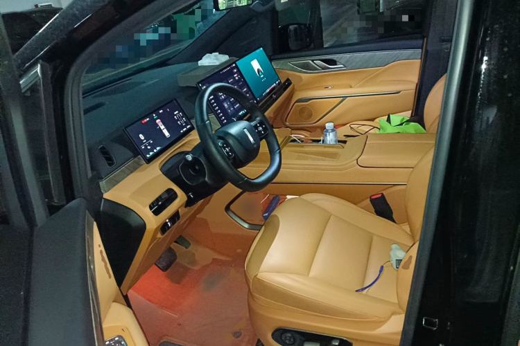 Used Wey Gaoshan 2025 Four-Wheel Drive Alpine 8 Left Front Seat