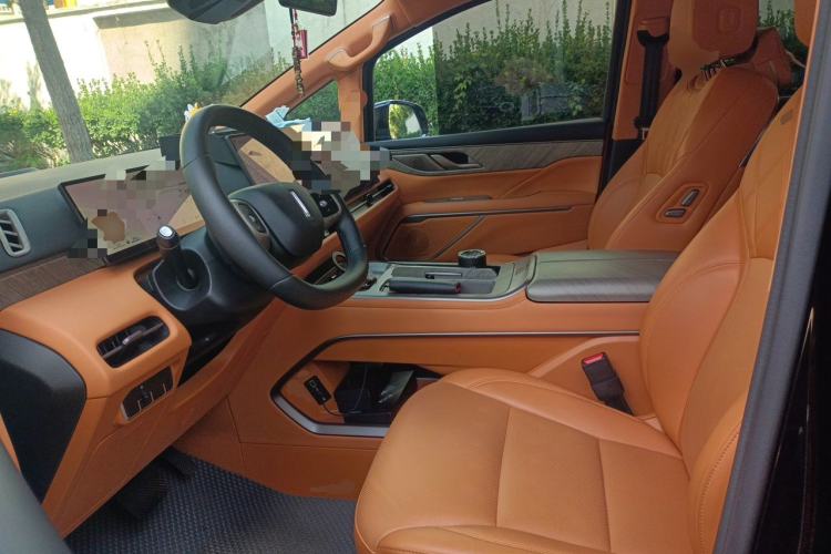 Used Wey Gaoshan 2025 Four-Wheel Drive Alpine 8 Left Front Seat