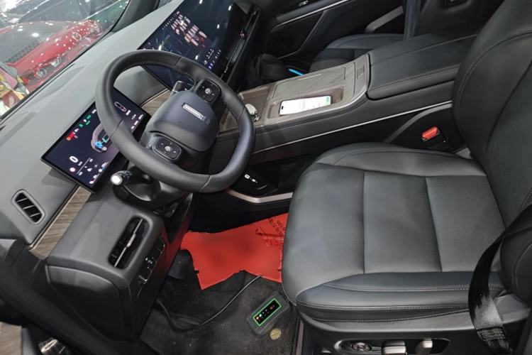 Used Wey Gaoshan 2025 Four-Wheel Drive Alpine 8 Left Front Seat