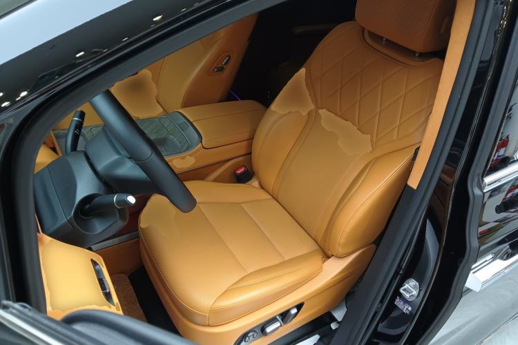 Used Wey Gaoshan 2025 Four-Wheel Drive Alpine 8 Left Front Seat