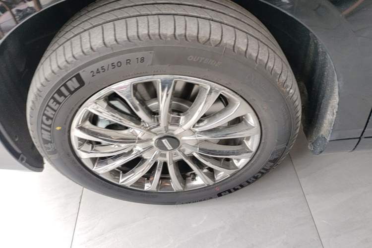 Used Wey Gaoshan 2025 Model Four-Wheel Drive Gao Shan 7 Left Front Wheel Hub