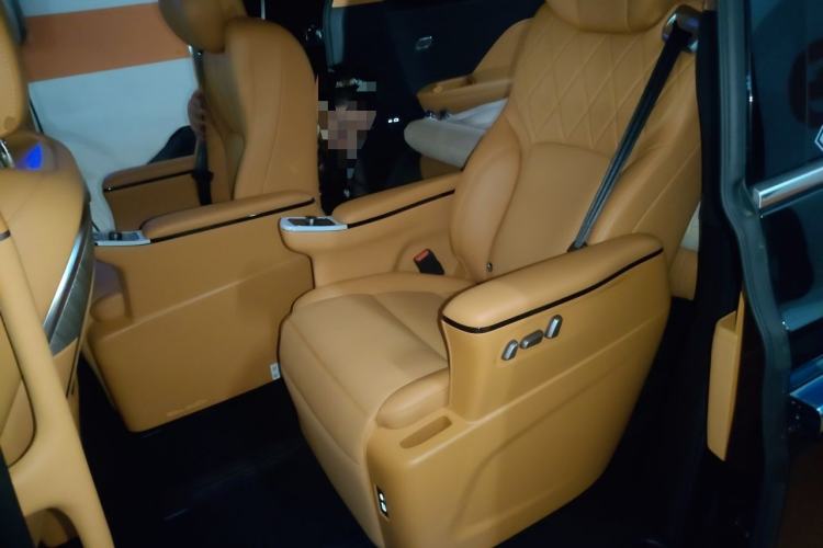 Used Wey Gaoshan 2025 Four-Wheel Drive Alpine 8 Left Rear Seat
