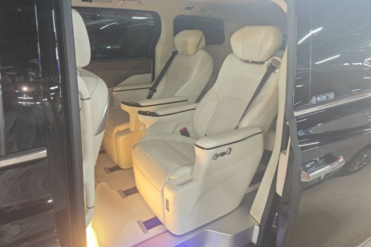 Used Wey Gaoshan 2025 Four-Wheel Drive Alpine 8 Left Rear Seat