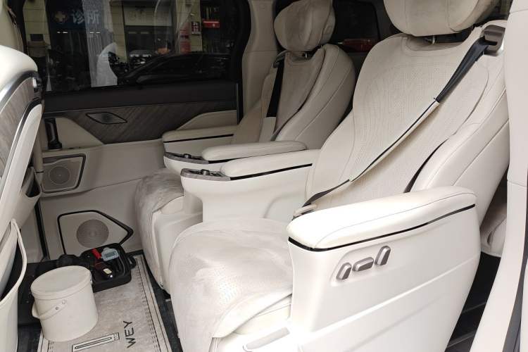 Used Wey Gaoshan 2025 Four-Wheel Drive Alpine 8 Left Rear Seat