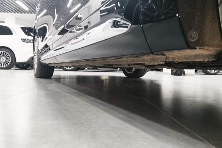 Used Wey Gaoshan 2025 Four-Wheel Drive Alpine 8 Left Side Sill