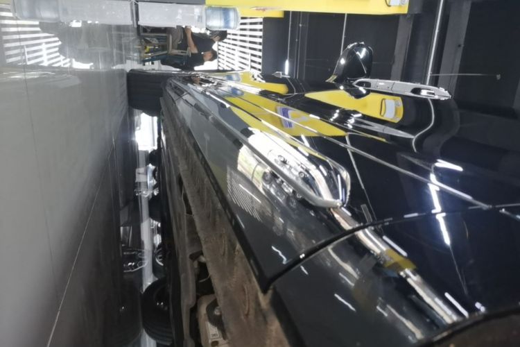 Used Wey Gaoshan 2025 Four-Wheel Drive Alpine 8 Left Side Sill