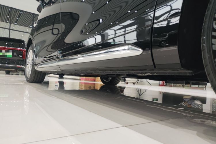 Used Wey Gaoshan 2025 Four-Wheel Drive Alpine 8 Left Side Sill