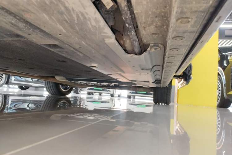 Used Wey Gaoshan 2025 Four-Wheel Drive Alpine 8 Left Side Sill