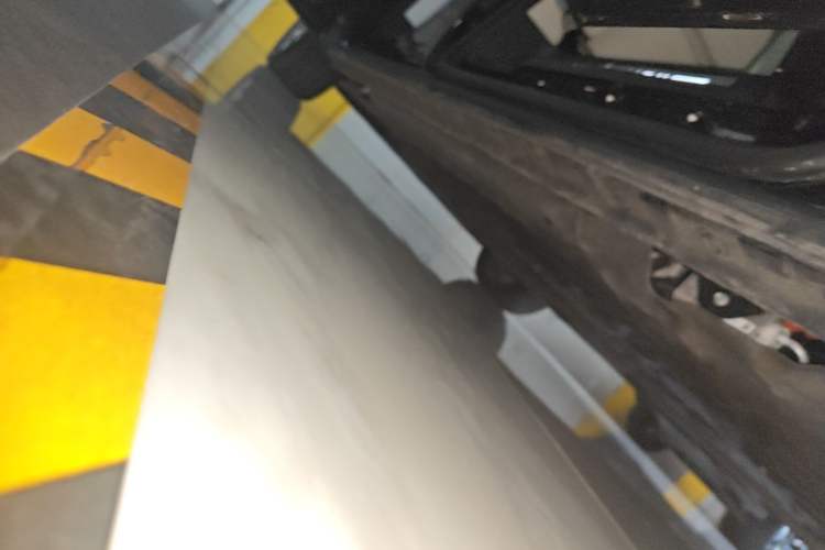 Used Wey Gaoshan 2025 Four-Wheel Drive Alpine 8 Left Side Sill