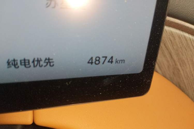Used Wey Gaoshan 2025 Four-Wheel Drive Alpine 8 Odometer Close Up