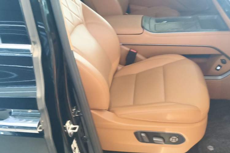 Used Wey Gaoshan 2025 Four-Wheel Drive Alpine 8 Right Front Seat