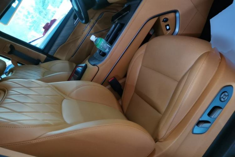 Used Wey Gaoshan 2025 Four-Wheel Drive Alpine 8 Right Front Seat