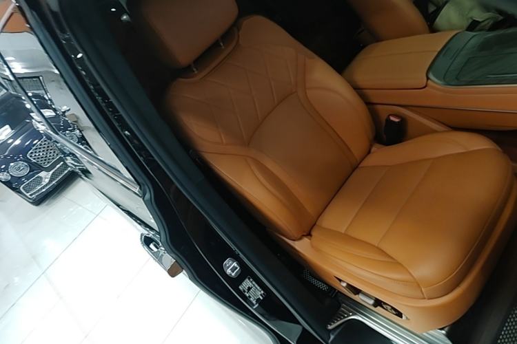 Used Wey Gaoshan 2025 Four-Wheel Drive Alpine 8 Right Front Seat