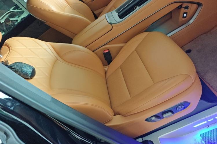 Used Wey Gaoshan 2025 Four-Wheel Drive Alpine 8 Right Front Seat