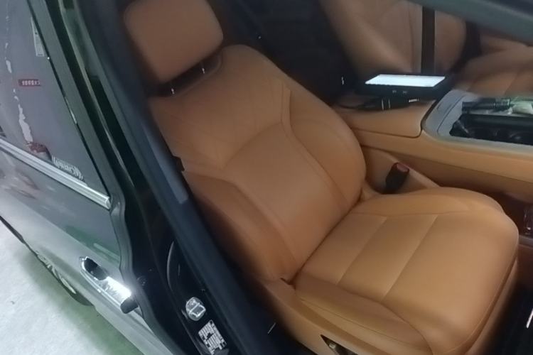 Used Wey Gaoshan 2025 Four-Wheel Drive Alpine 8 Right Front Seat