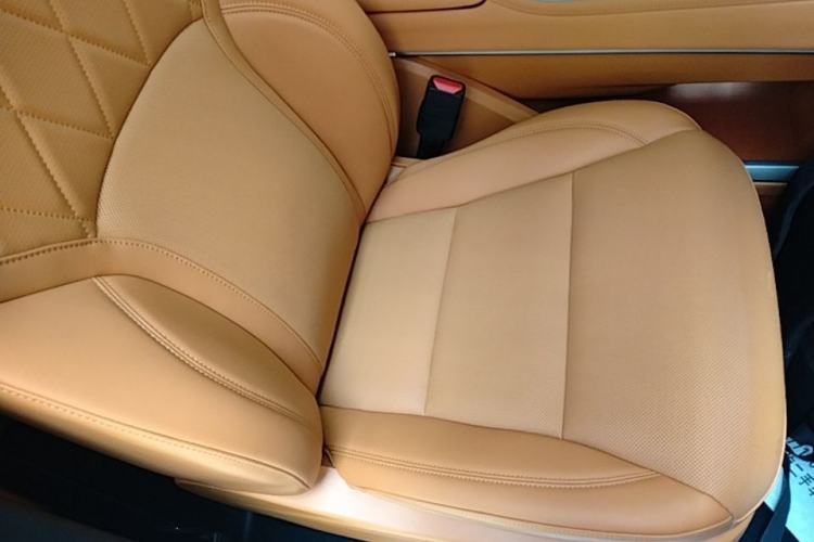 Used Wey Gaoshan 2025 Four-Wheel Drive Alpine 8 Right Front Seat