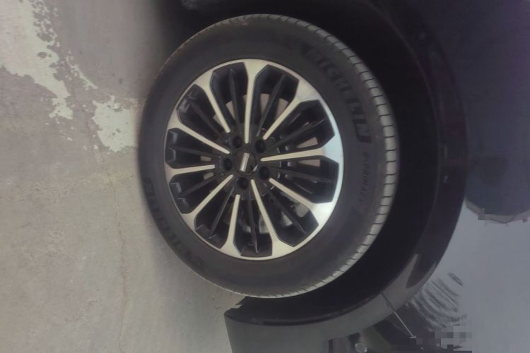 Used Wey Gaoshan 2025 Model Four-Wheel Drive Gao Shan 7 Right Front Wheel Hub
