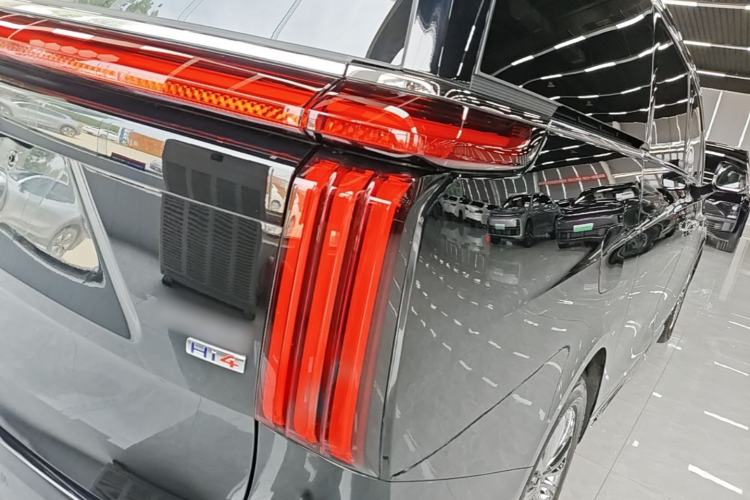 Used Wey Gaoshan 2025 Four-Wheel Drive Alpine 8 Right Rear Taillight