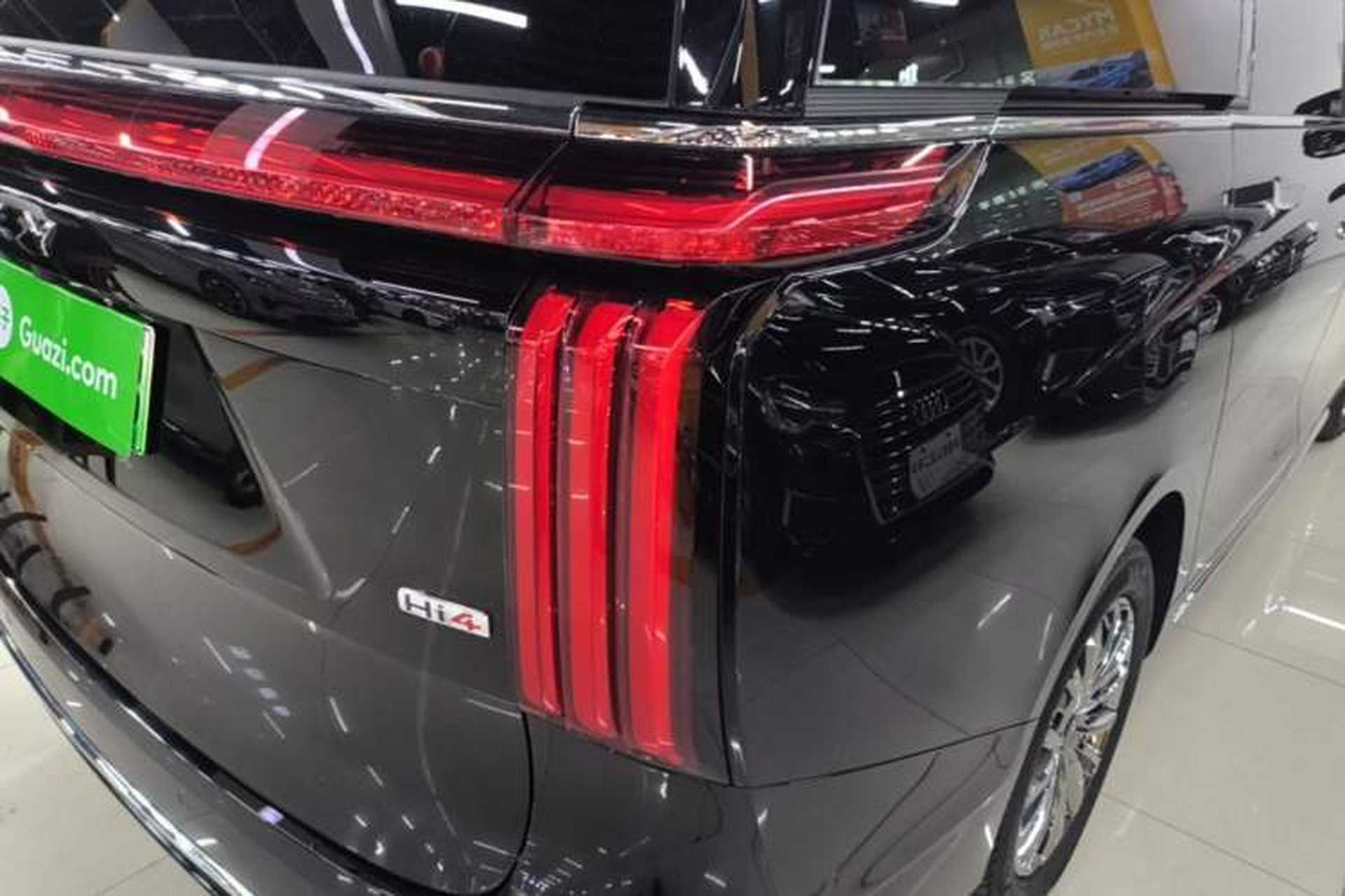Used Wey Gaoshan 2025 Four-Wheel Drive Alpine 8 Right Rear Taillight