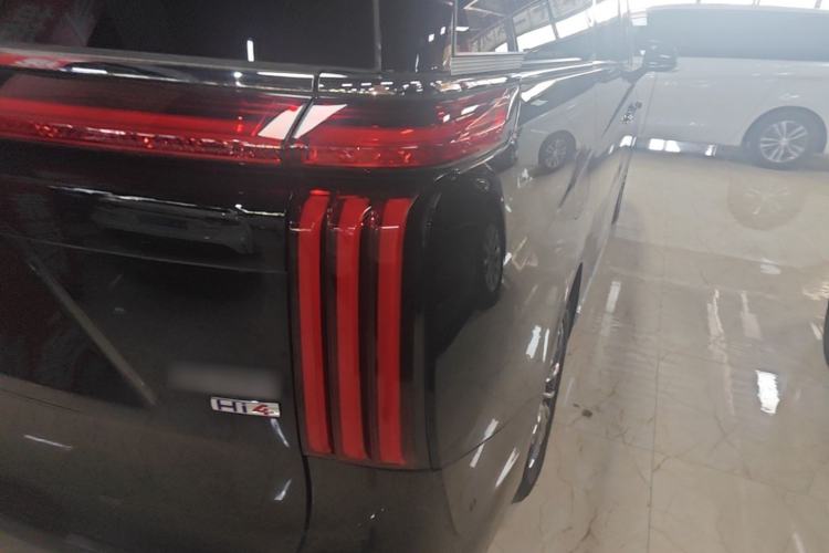 Used Wey Gaoshan 2025 Four-Wheel Drive Alpine 8 Right Rear Taillight