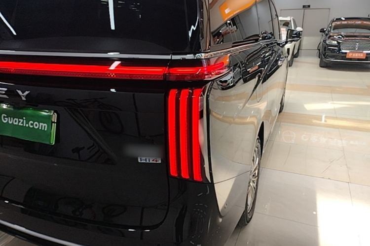 Used Wey Gaoshan 2025 Four-Wheel Drive Alpine 8 Right Rear Taillight
