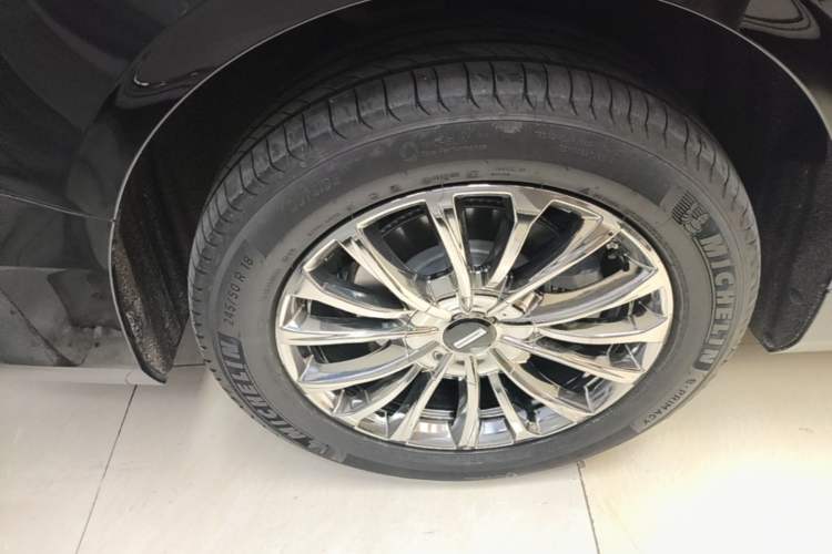 Used Wey Gaoshan 2025 Four-Wheel Drive Alpine 8 Right Rear Wheel Hub