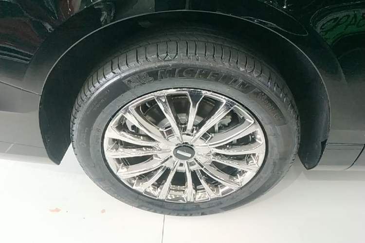 Used Wey Gaoshan 2025 Four-Wheel Drive Alpine 8 Right Rear Wheel Hub