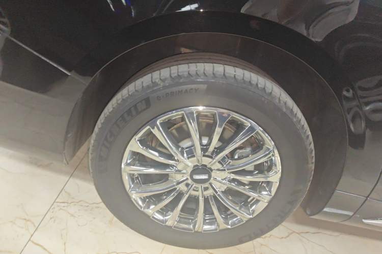 Used Wey Gaoshan 2025 Four-Wheel Drive Alpine 8 Right Rear Wheel Hub