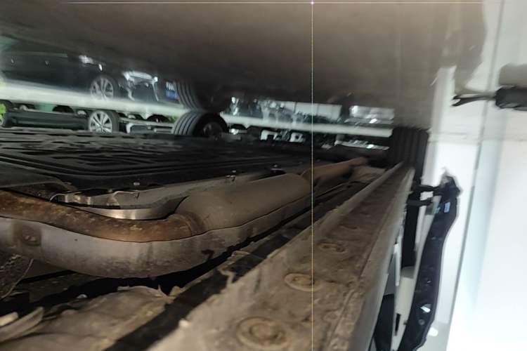 Used Wey Gaoshan 2025 Four-Wheel Drive Alpine 8 Right Side Sill