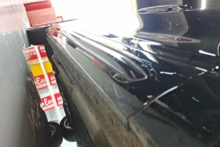 Used Wey Gaoshan 2025 Four-Wheel Drive Alpine 8 Right Side Sill
