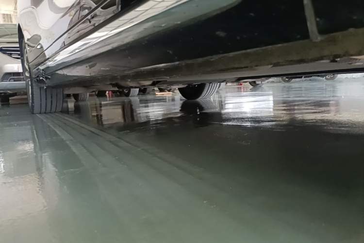 Used Wey Gaoshan 2025 Four-Wheel Drive Alpine 8 Right Side Sill