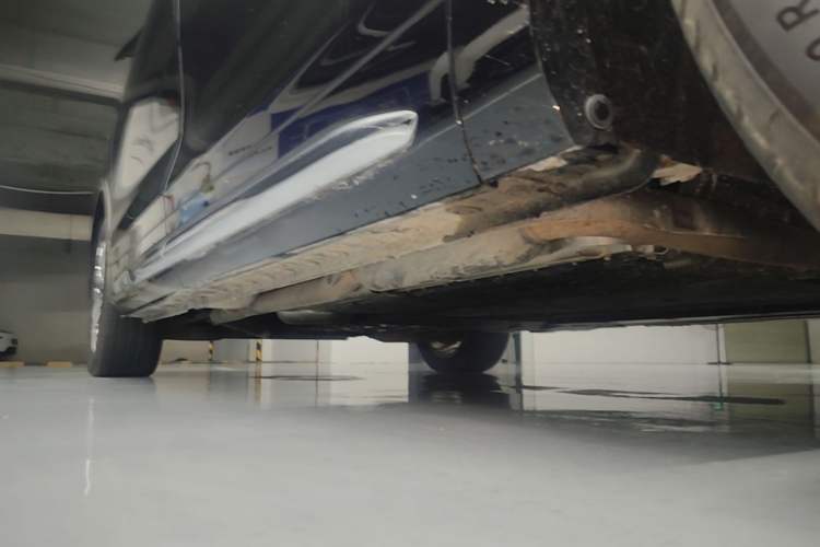 Used Wey Gaoshan 2025 Four-Wheel Drive Alpine 8 Right Side Sill