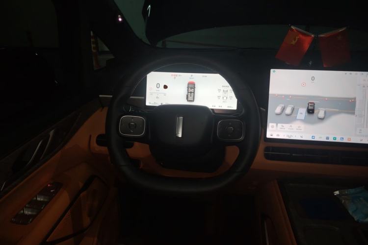 Used Wey Gaoshan 2025 Four-Wheel Drive Alpine 8 Steering Wheel