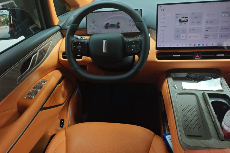 Used Wey Gaoshan 2025 Model Four-Wheel Drive Gao Shan 7 Steering Wheel