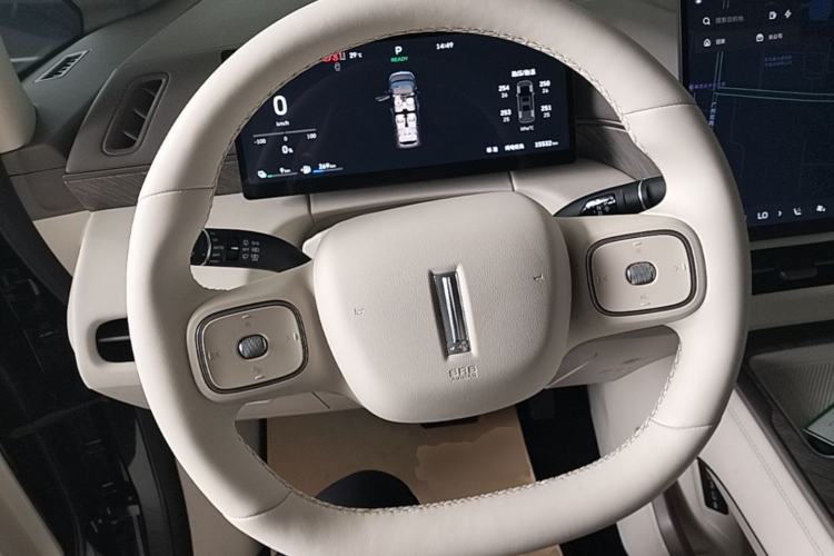 Used Wey Gaoshan 2025 Model Four-Wheel Drive Gao Shan 7 Steering Wheel