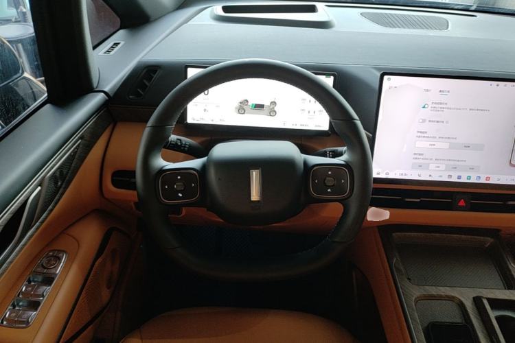 Used Wey Gaoshan 2025 Model Four-Wheel Drive Gao Shan 7 Steering Wheel