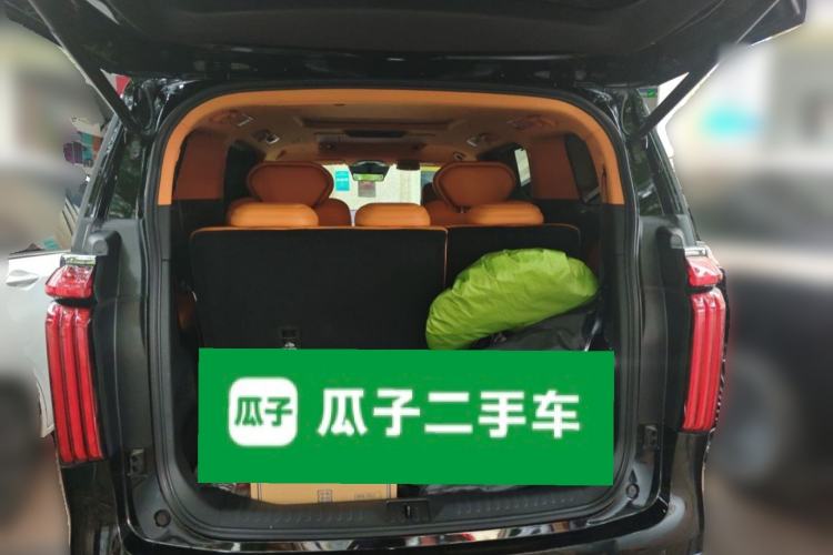 Used Wey Gaoshan 2025 Model Four-Wheel Drive Gao Shan 7 Trunk