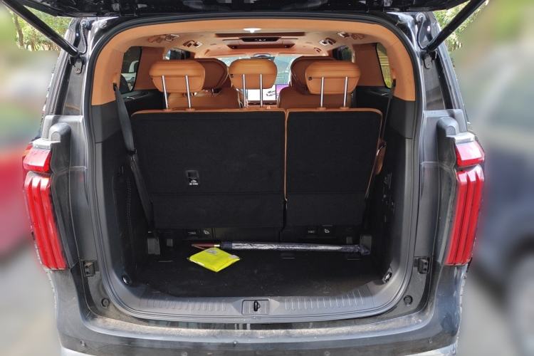 Used Wey Gaoshan 2025 Four-Wheel Drive Alpine 8 Trunk
