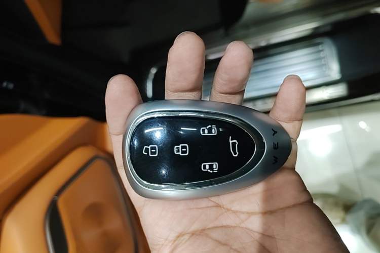 Used Wey Gaoshan 2025 Four-Wheel Drive Alpine 8 Vehicle Key