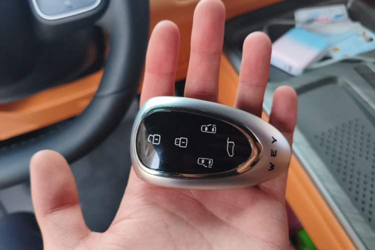Used Wey Gaoshan 2025 Four-Wheel Drive Alpine 8 Vehicle Key